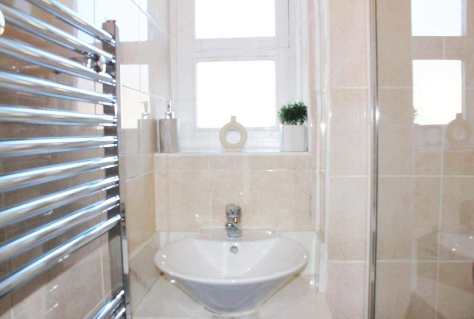 Cozy 2 Bedrooms Apartment- Vauxhall, Oval & Nine Elms Appartement *